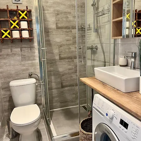 Apartment Adm Cozy In Center - Netflix, Coffee, Ac