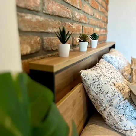 Adm Cozy In Center - Netflix, Coffee, Ac Апартаменты Братислава