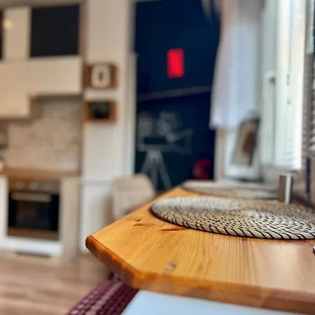 Adm Cozy In Center - Netflix, Coffee, Ac * Bratislava